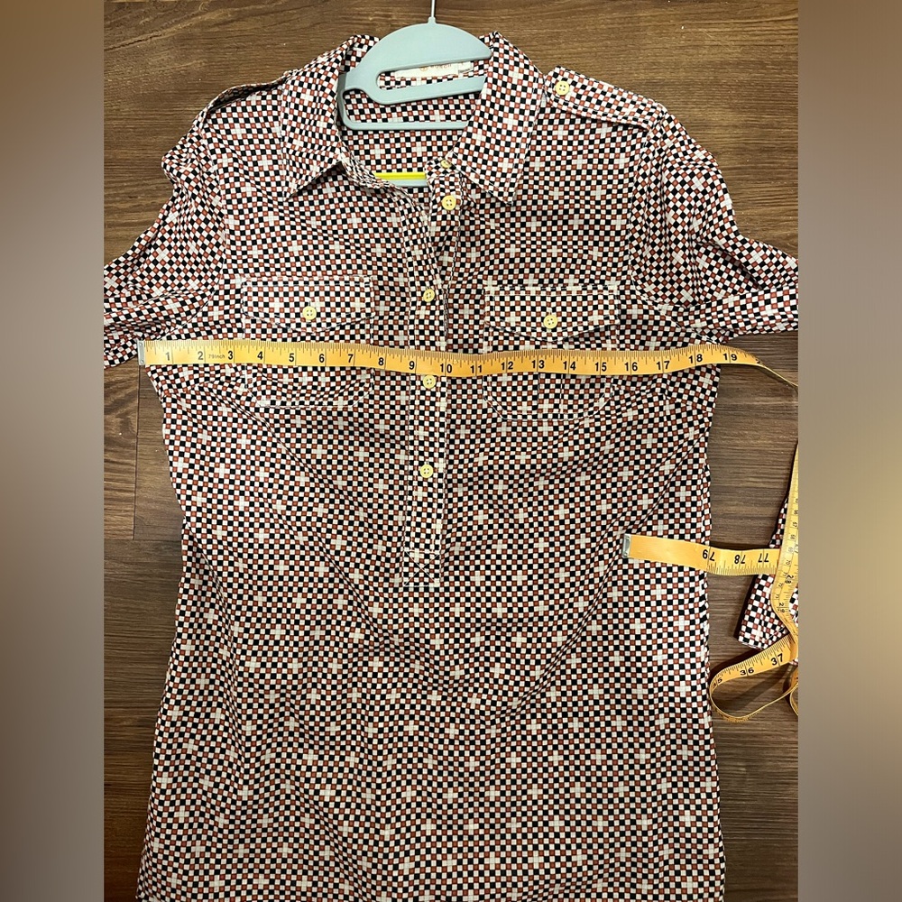 NWOT TORY BURCH Blouse Size 6 Checker Board Print Roll Tab Sleeve. - Picture 8 of 9